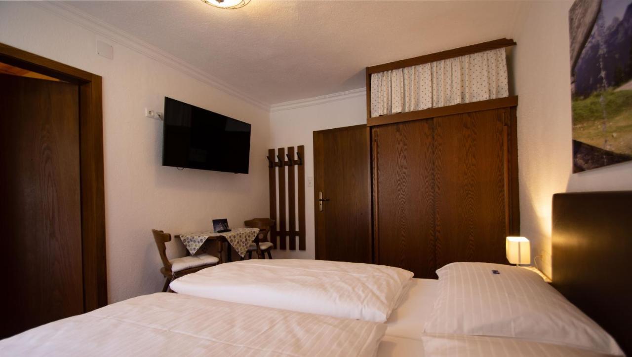 Essl In Filzmoos Hotel Ngoại thất bức ảnh