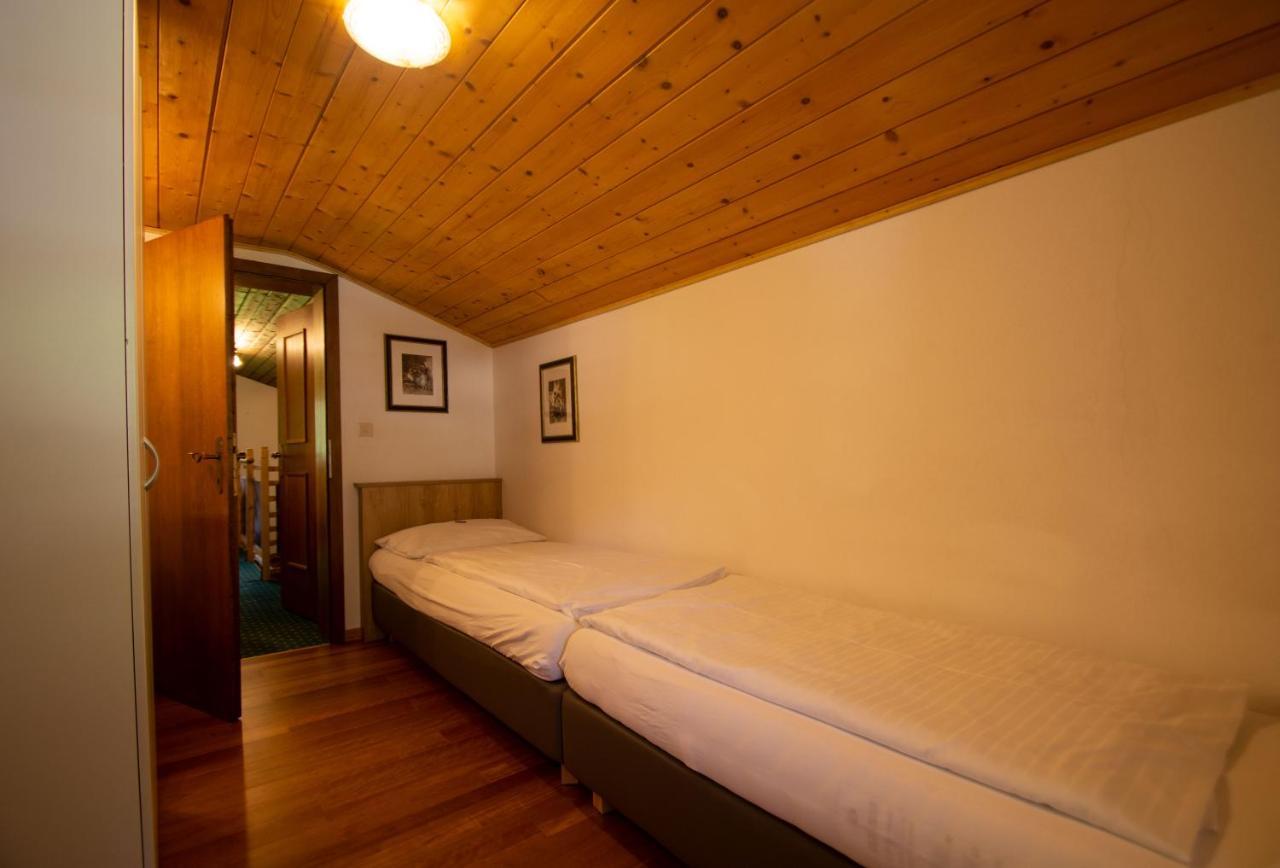 Essl In Filzmoos Hotel Ngoại thất bức ảnh