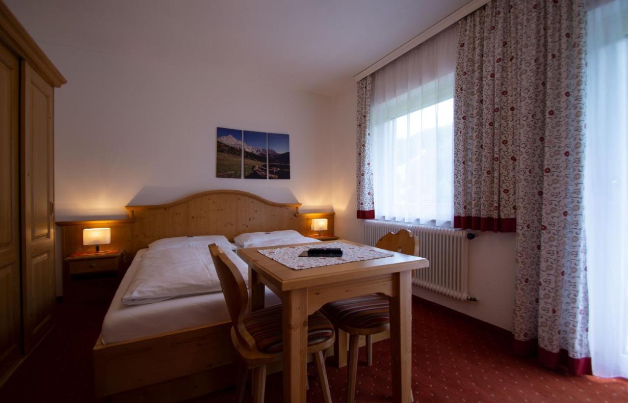 Essl In Filzmoos Hotel Ngoại thất bức ảnh